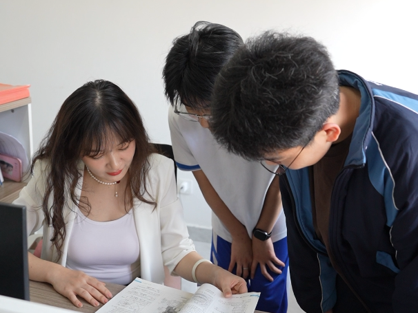 复读学校.png 复读学校.png